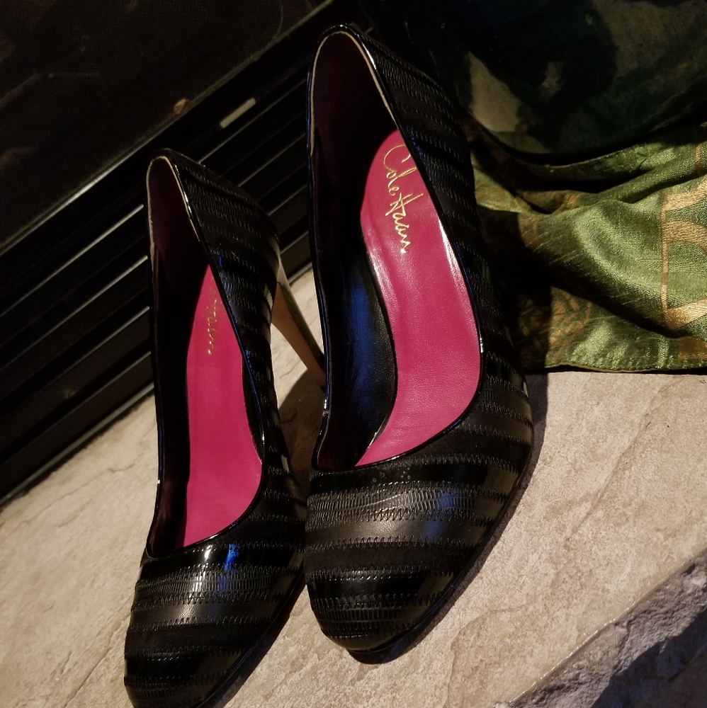 Cole Hahn Multi Leather Textured Heel ☆ Size 8
